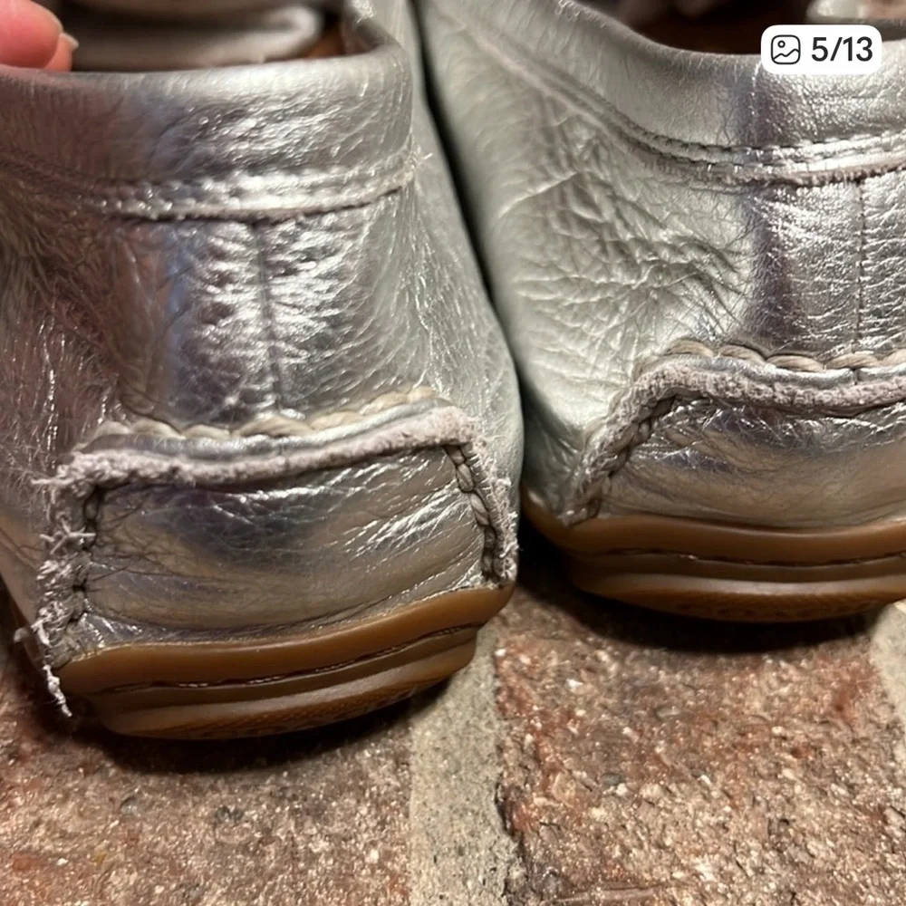 Coach Mary Lock Up Silver slip on Loafers size 8.5B - Picture 5 of 12